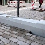 Neue Betonbänke für die Kölner Straße